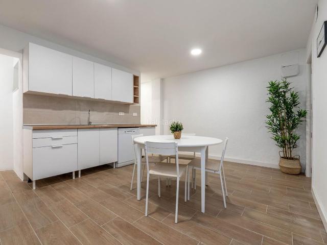 Piso en venta en Granada, Barrio de Zaidín. Pisos.
