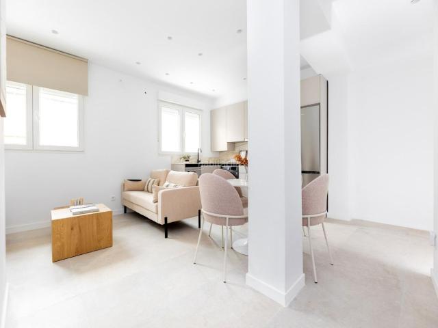 Piso en venta en Granada, Barrio de Zaidín. PRECIOSO PISO DE DOS HABITACIONES. Pisos.