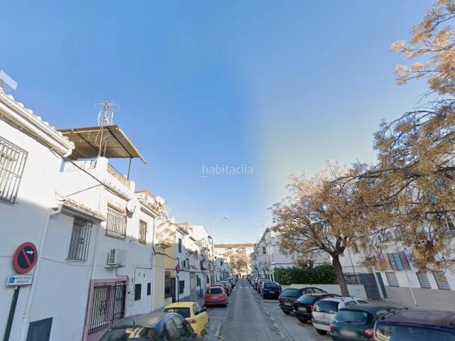 Piso en venta en Granada, La Paz. Piso en Granada. Activo inmobiliario SIN POSESIÓN, NO SE PUEDE VISITAR. Pisos.