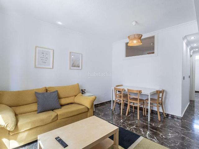 Piso en venta en Granada, San Matías Realejo. PISO CON LICENCIA TURISTICA EN CALLE NAVAS. Pisos.