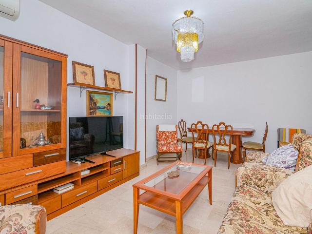 Piso en venta en Granada, San Francisco Javier. ZONA TRAUMATOLOGIA. Pisos.