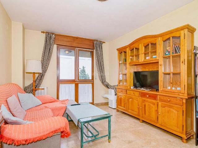 Piso en venta en Granada, San Ildefonso. Acogedor piso en Carretera de Murcia. Pisos.