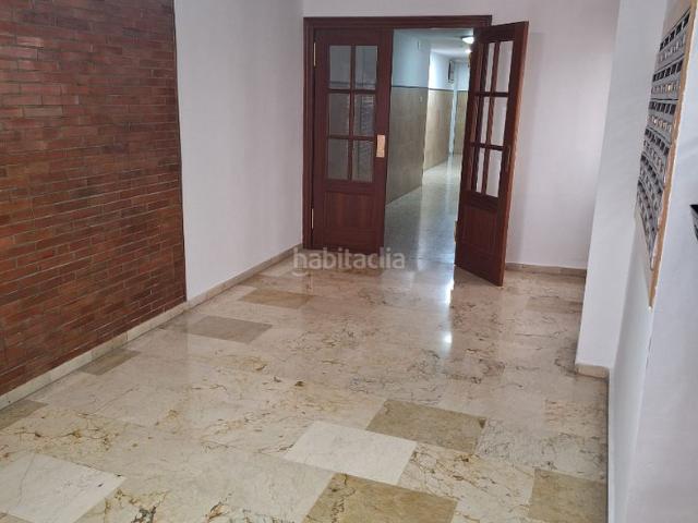 Piso en venta en Granada, San Ildefonso. Pisos.