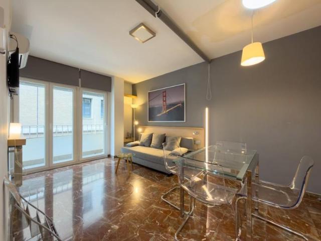 Piso en venta en Granada, San Juan De Dios