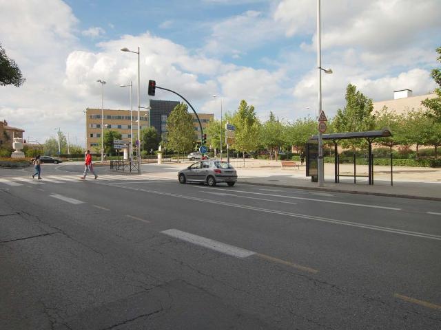 Piso en venta en Granada, Plaza de Toros. Piso de 4 Dormitorios junto a la Avenida de Madrid. Pisos.
