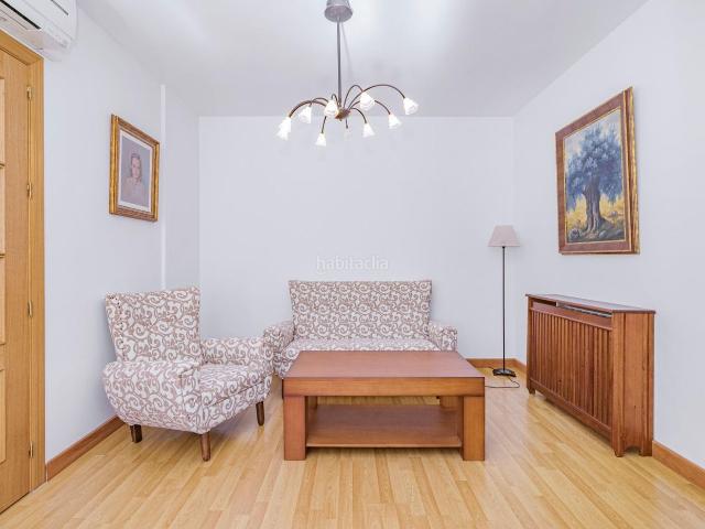 Piso en venta en Granada, Rosaleda Juventud. Pisos.