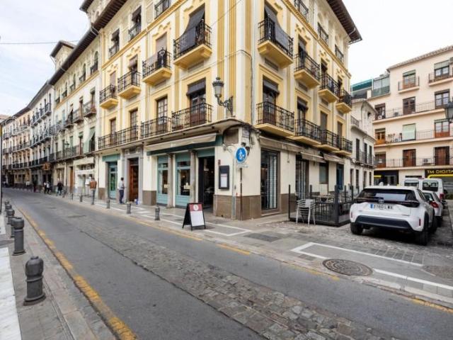 Piso en venta en Granada, Realejo