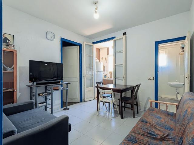 Piso en venta en Granollers, Congost. para reformar con gran potencial junto al Institut Marta Estrada. Pisos.