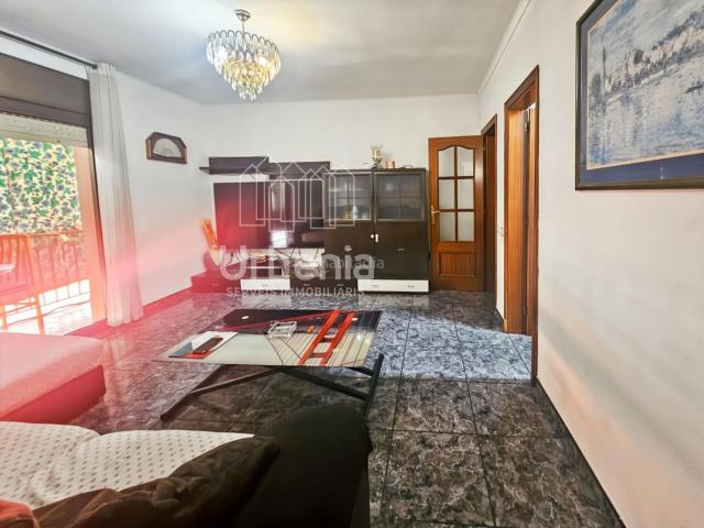 Piso en venta en Granollers, Centre. Piso en venta en buena zona de Granollers!. Pisos.