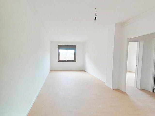 Piso en venta en Granollers, de 75 m² 3 habitaciones por 192.500