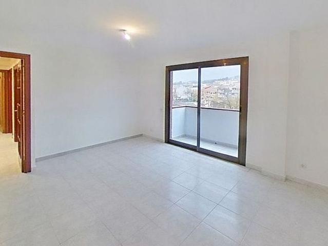 Piso en venta en Granollers, de 82 m² 4 habitaciones por 174.000