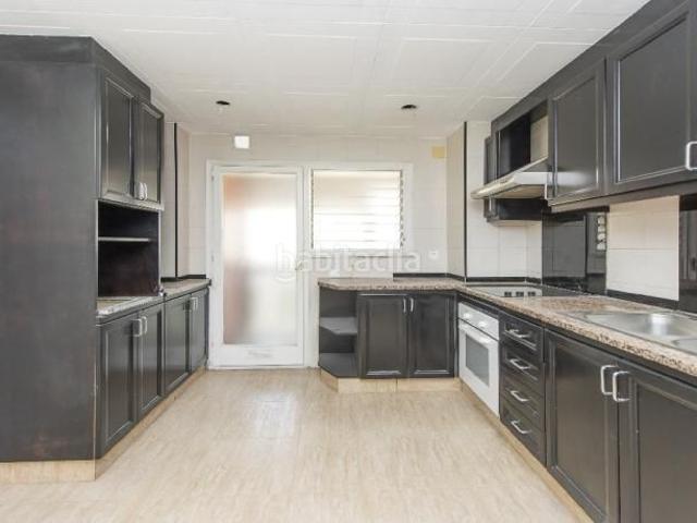 Piso en venta en Granollers, Lledoner. Piso en venta en trva Lledoner. Pisos.