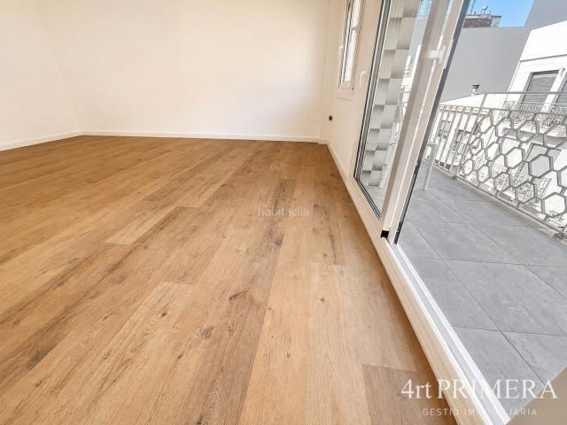 Piso en venta en Granollers, Sant miquel. Fantástico piso reformado a solo 5 minutos de la Plaza de la Corona. Pisos.