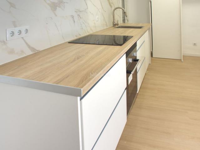 Piso en venta en Granollers, Sant miquel. Piso acogedor, céntrico y totalmente reformado en Granollers. Pisos.
