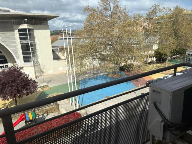 Piso en venta en Granollers, Sant miquel. PISO EN PAVELLÓN OLIMPICO. Pisos.