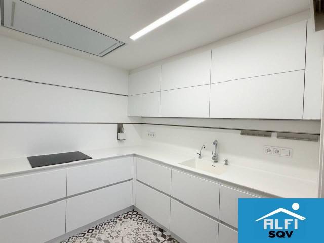 Piso en venta en Gràcia 08205