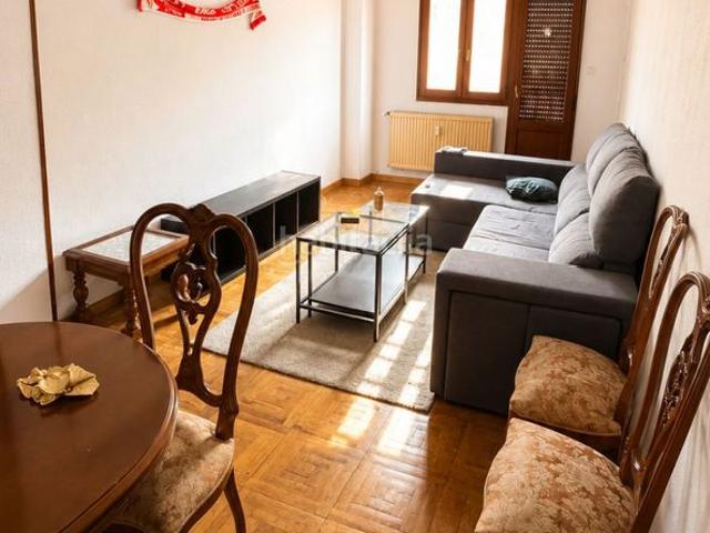 Piso en venta en Grado. Piso en venta en Centro, 4 dormitorios. Pisos.