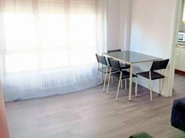 Piso en Venta en HUCA La Cadellada
