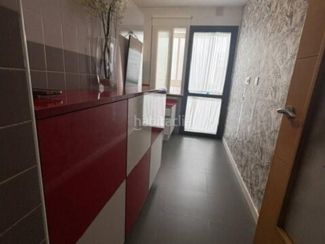 Piso en venta en Huelva, Centro. Venta de piso reformado en La FloridaVistalegre, Huelva Capital. Pisos.