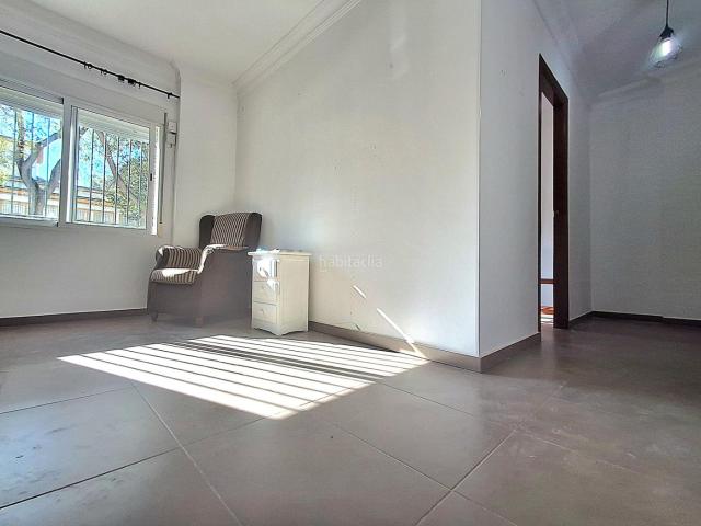 Piso en venta en Huelva, El Carmen Cardeñas. Bajo frente al colegio Bda Carmen. Pisos.