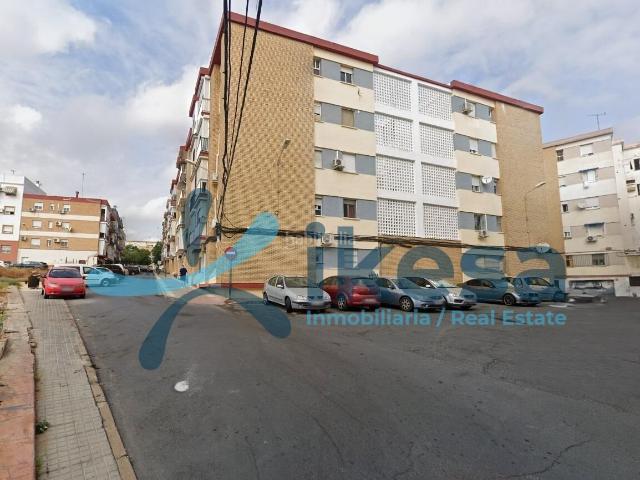Piso en venta en Huelva, Fuentepiña. Venta de piso en Huelva. Activo inmobiliario SIN POSESIÓN, NO VISITABLE. Pisos.