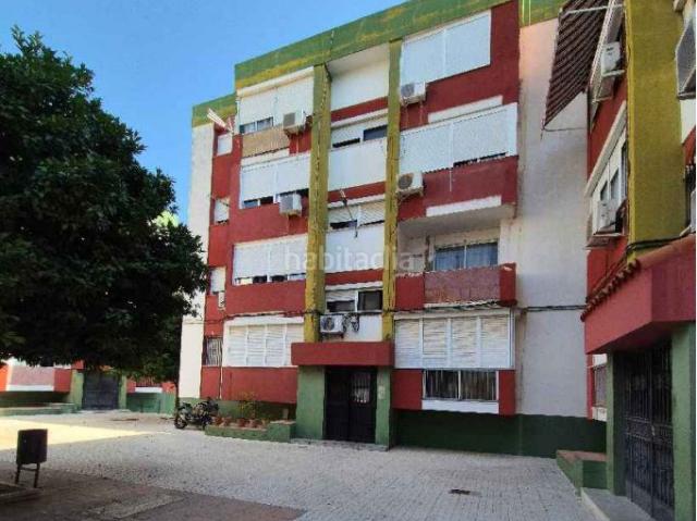 Piso en venta en Huelva, La Orden. Pisos.