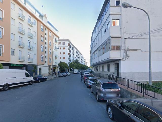 Piso en venta en Huelva, San Antonio. Pisos.