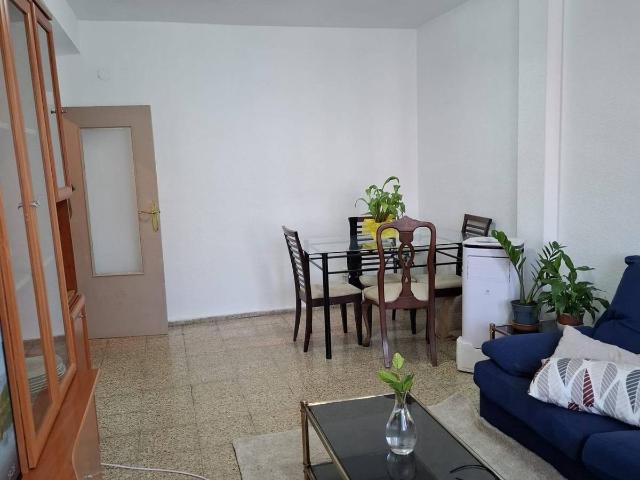 Piso en Venta en Huerta de la Reina Trassierra