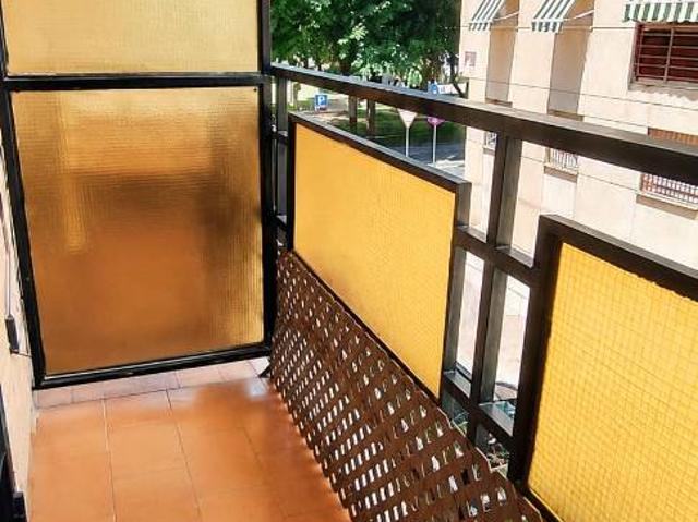 Piso en Venta en Huerta de la Reina Trassierra