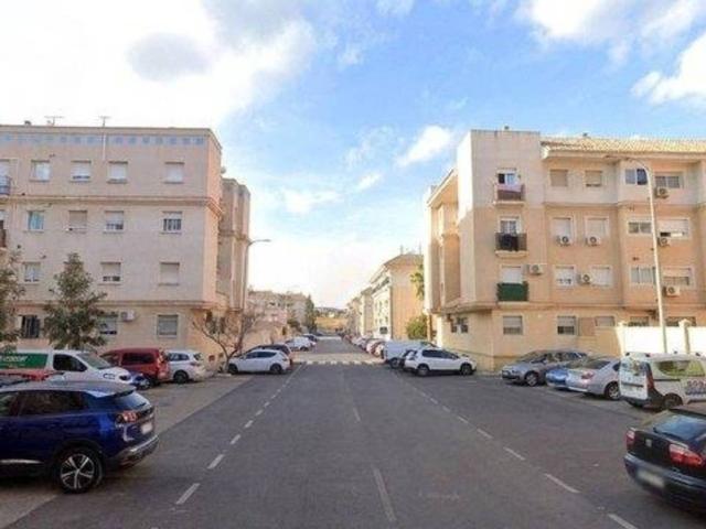 Piso en Venta en Huércal de Almería
