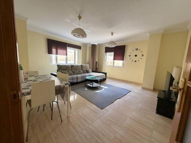 Piso en Venta en Huétor Tájar