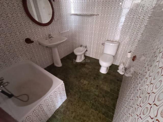 Piso en venta en Huétor Tájar. GRAN PISO 4 HABITACIONES CERCA DE CORREOS. Pisos Huétor.