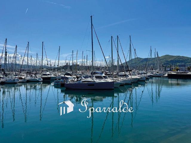 Piso en venta en rambla De la Mer, Hendaya, de 77 m² 2 habitaciones por 685.000