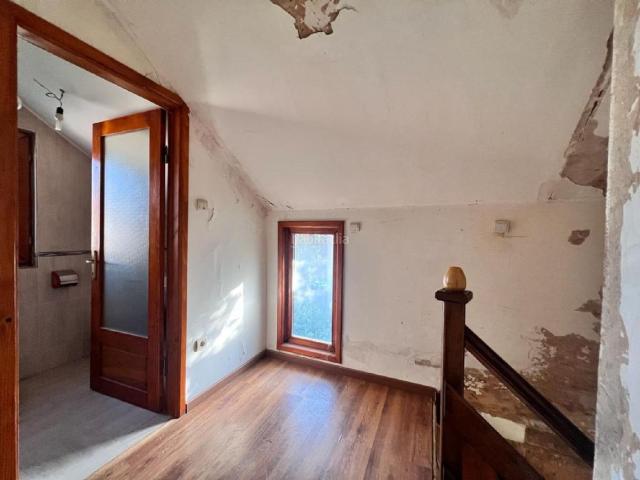 Piso en venta en Herradón de Pinares. Gran oportunidad de comprar una vivienda en la localidad de Herradon De Pinares en Ávila. No dejes pasar esta gran ocasión de adqu. Pisos Herradón de.