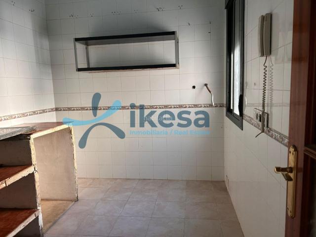 Piso en venta en Hinojos. Venta de vivienda en Hinojos, Huelva. Pisos.
