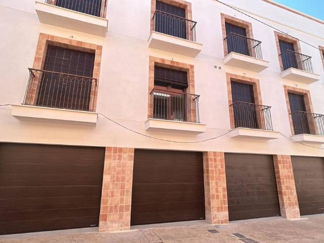 Piso en Venta en Hondón de las Nieves / El Fondó de les Neus