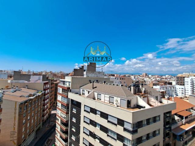 Piso en Venta en Hospital Plaza del Real