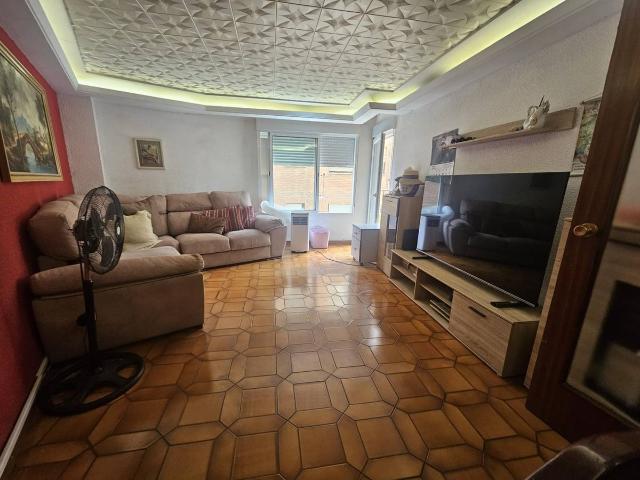 Piso en Venta en Hospital Plaza del Real