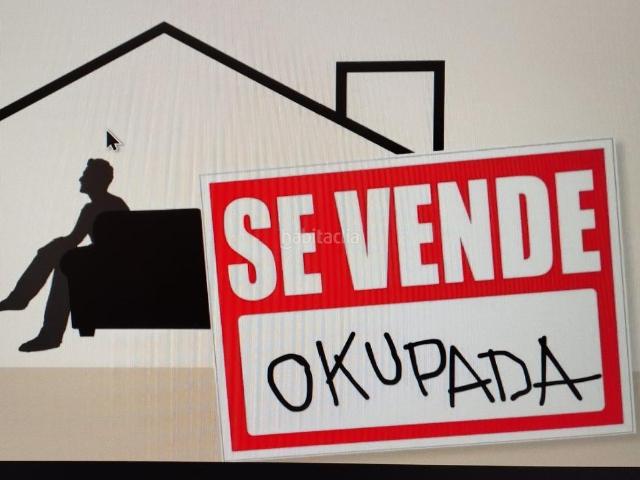 Piso en venta en Hospitalet de Llobregat L´, Collblanc. OPORTUNIDAD DE INVERSION PISO CON OCUPAS. Pisos Hospitalet de Llobregat.