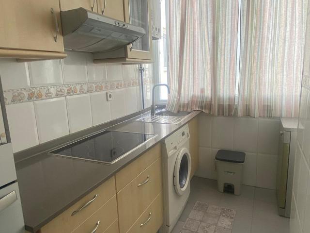 Piso en venta en Hospitalet de Llobregat L´, Collblanc. JUNTO MERCADO DE COLLBLANC. Pisos Hospitalet de Llobregat.