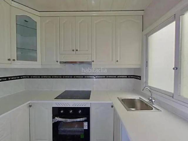 Piso en venta en Hospitalet de Llobregat L´, Collblanc. Piso ALQUILADO en venta en calle Mas. Pisos Hospitalet de Llobregat.