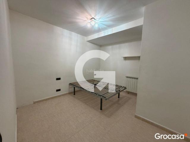 Piso en venta en Hospitalet de Llobregat L´, Collblanc. PISO EN COLLBLANC A POCOS METROS DEL MERCADO. Pisos Hospitalet de Llobregat.