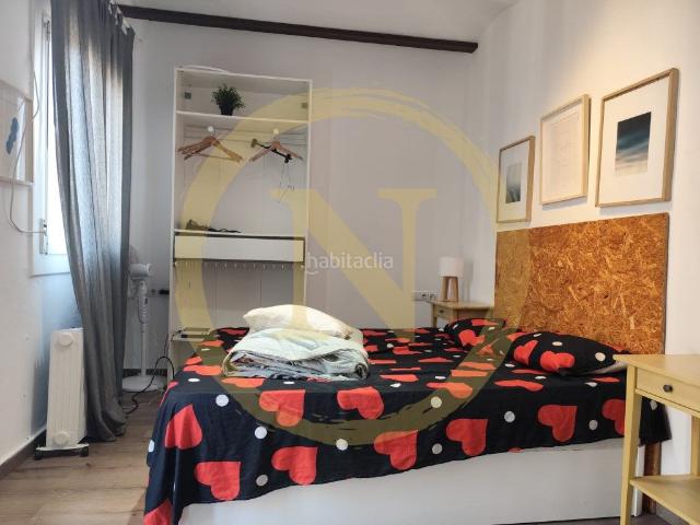 Piso en venta en Hospitalet de Llobregat L´, Collblanc. PISO EN COLLBLANC CON LICENCIA TURISTICA. Pisos Hospitalet de Llobregat.