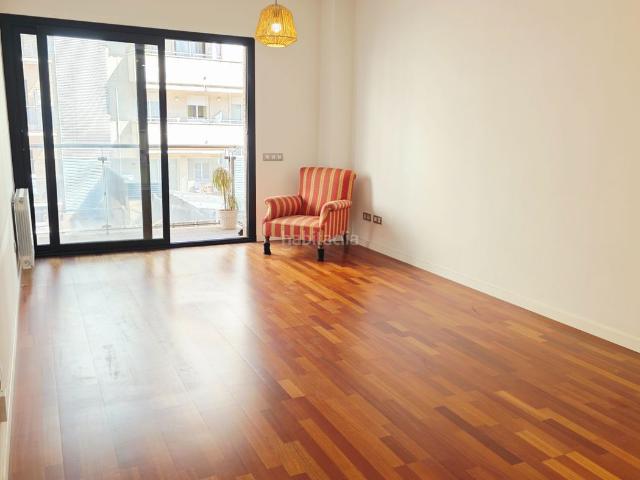 Piso en venta en Hospitalet de Llobregat L´, Collblanc. Pisos Hospitalet de Llobregat.