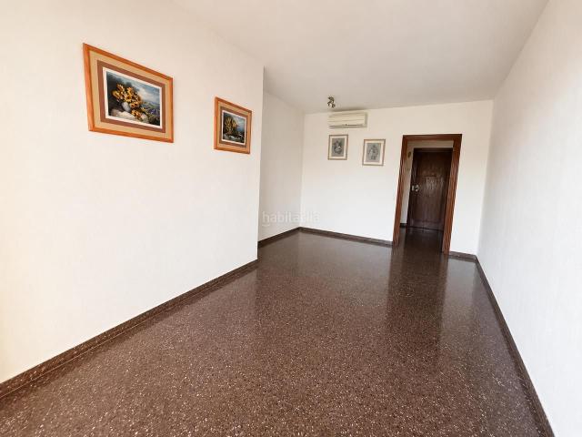 Piso en venta en Hospitalet de Llobregat L´, Can Serra. INCREIBLE OPORTUNIDAD. Pisos Hospitalet de Llobregat.