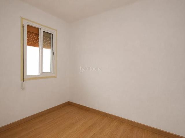 Piso en venta en Hospitalet de Llobregat L´, Centre. PISO INTERIOR EN VENTA En Calle LEONARDO DA VINCI DE, L'HOSPITALET DE LLOBREGAT, Barcelona, Catalunya. Pisos Hospitalet de Llobregat.