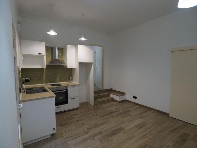 Piso en venta en Hospitalet de Llobregat, L´, de 36 m² 2 habitaciones por 155.000