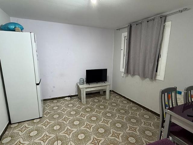 Piso en venta en Hospitalet de Llobregat, L´, de 42 m² 3 habitaciones por 97.000