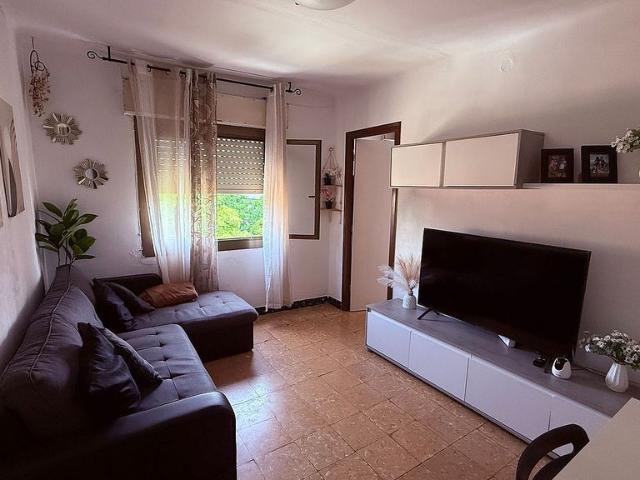 Piso en venta en Hospitalet de Llobregat, L´, de 50 m² 3 habitaciones por 165.000