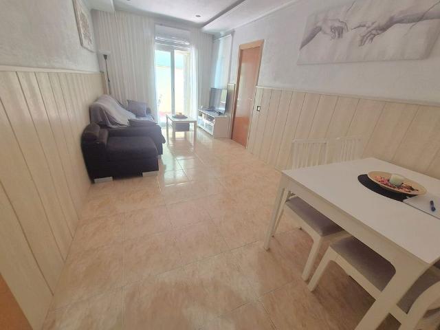 Piso en venta en Hospitalet de Llobregat, L´, de 53 m² 2 habitaciones por 199.500